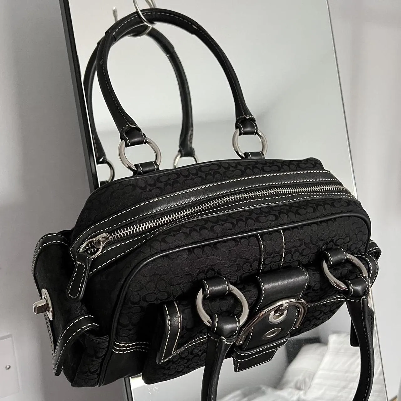 coach signature soho satchel - black/silver