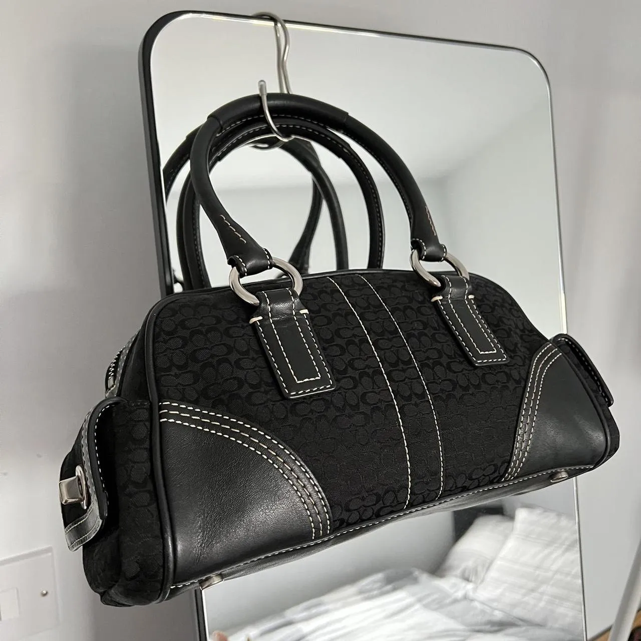 coach signature soho satchel - black/silver