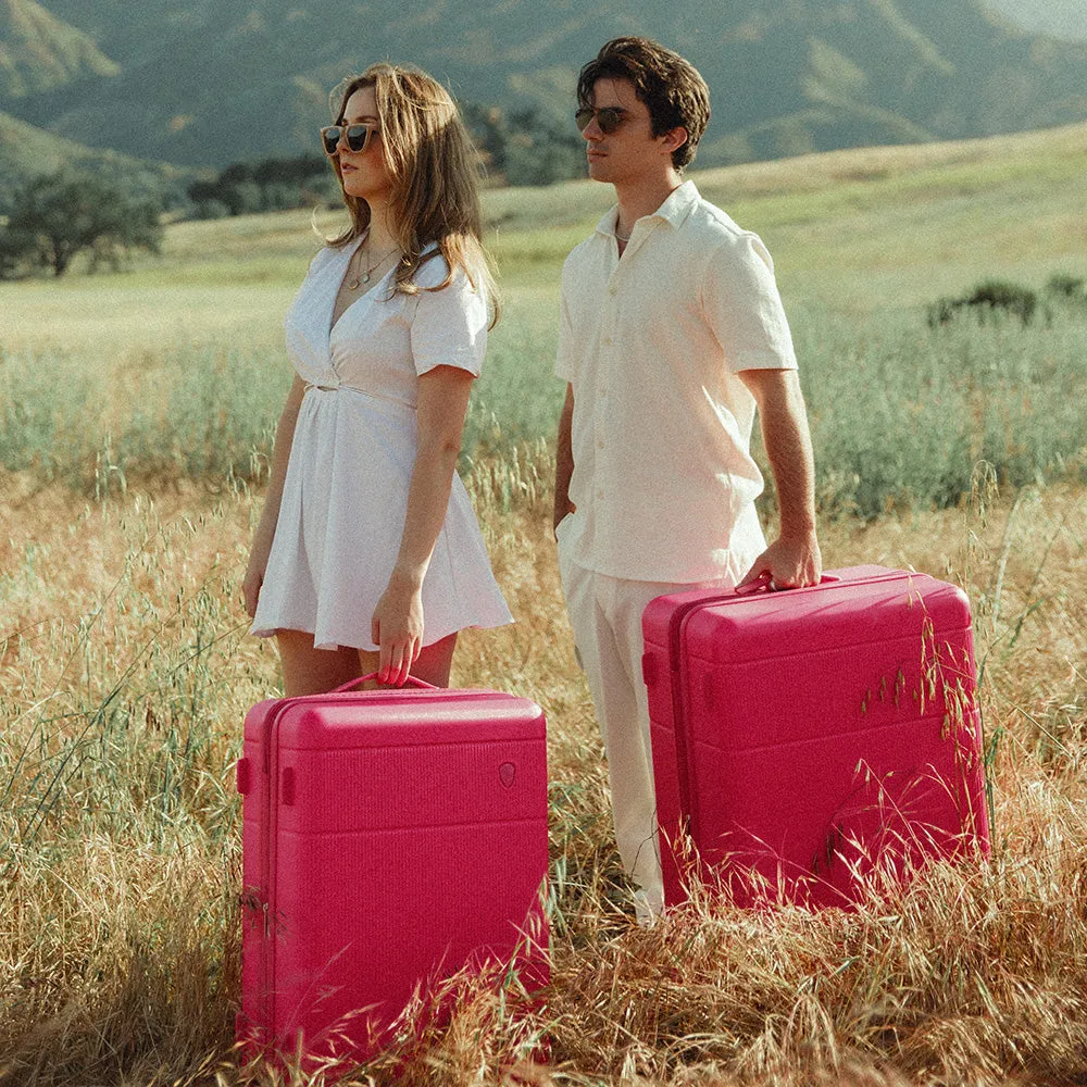 Glo 30" Luggage