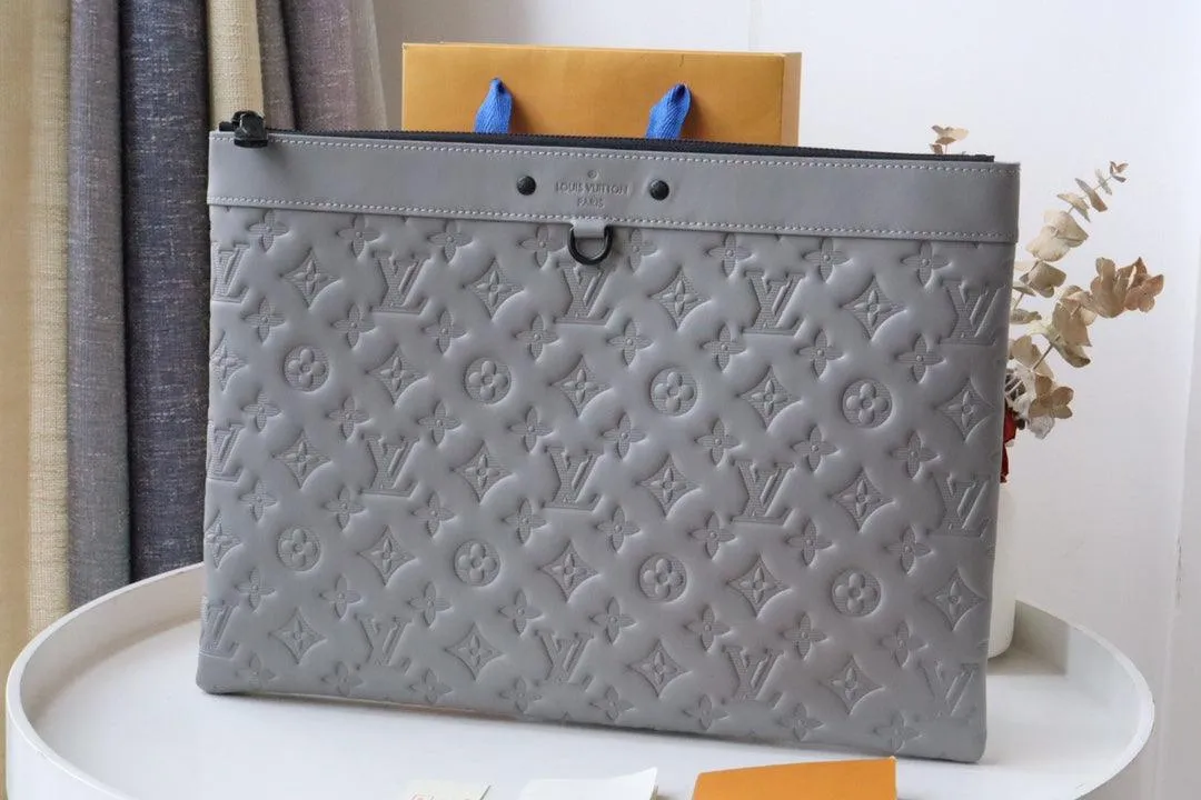 SO - LV POCHETTE DISCOVERY M62903